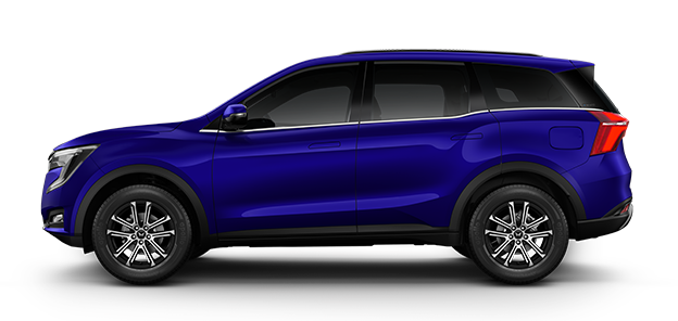 XUV 700